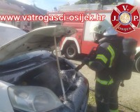 pozar-automobila-08.08-2