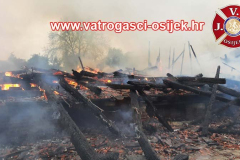 Pozar-drvenih-baraka-14.04.2026-3