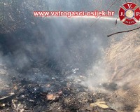 Pozar-trave-i-smeca-sarvas-08.08.2022-5